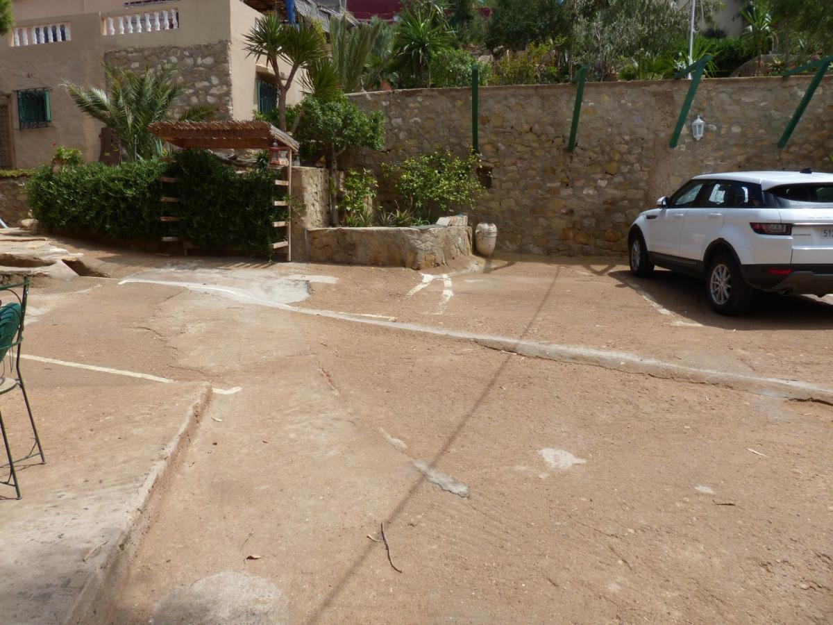 אימסואן Auberge Chez Hassan מראה חיצוני תמונה