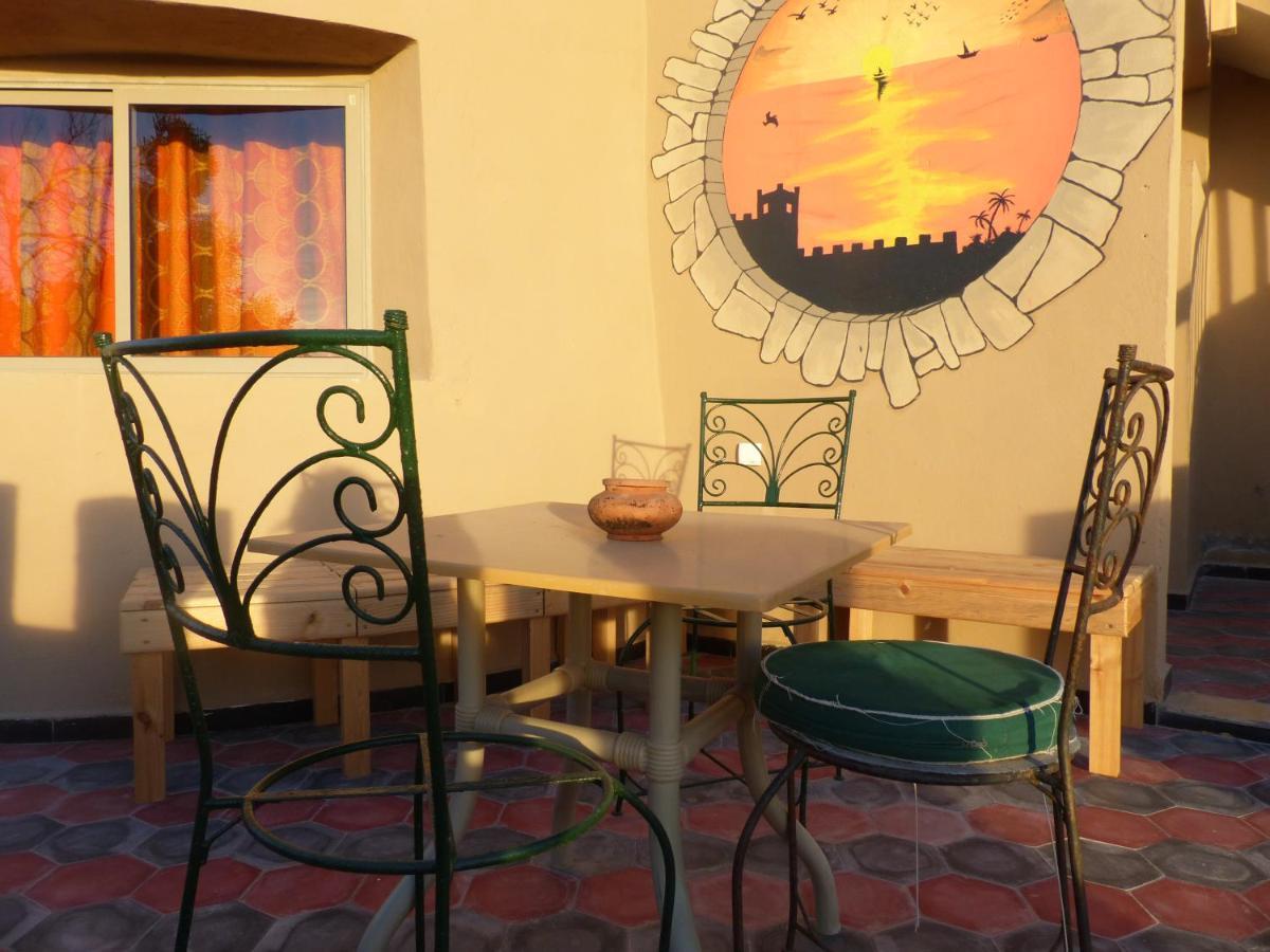 אימסואן Auberge Chez Hassan מראה חיצוני תמונה